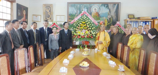 Lam Dong provincial leader extends Vesak greetings to provincial VBS